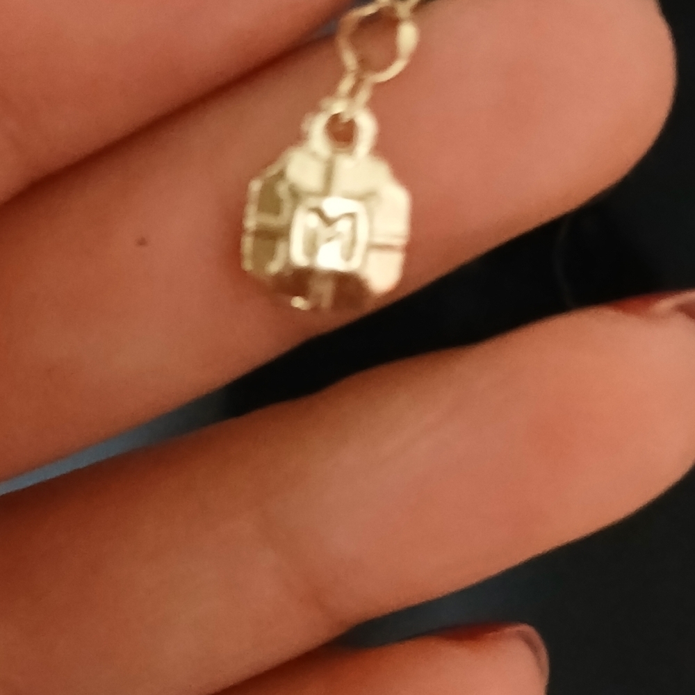 Monet gold tone Rhine stone necklace - Picture 7 of 11